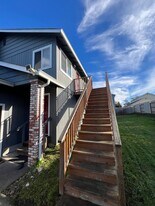 1805 Caroline Ave in Mckinleyville, CA - Building Photo