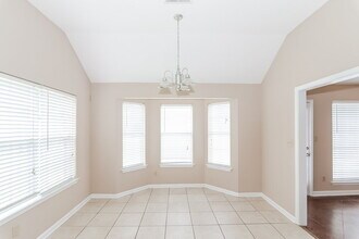 11183 Ewe Turn Dr in Arlington, TN - Foto de edificio - Building Photo