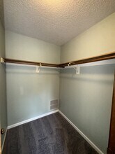 2901 University Dr in Lawrence, KS - Building Photo - Building Photo