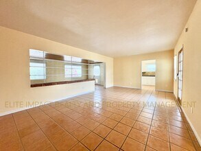 1723 N Desmond Ln in Tucson, AZ - Building Photo - Building Photo