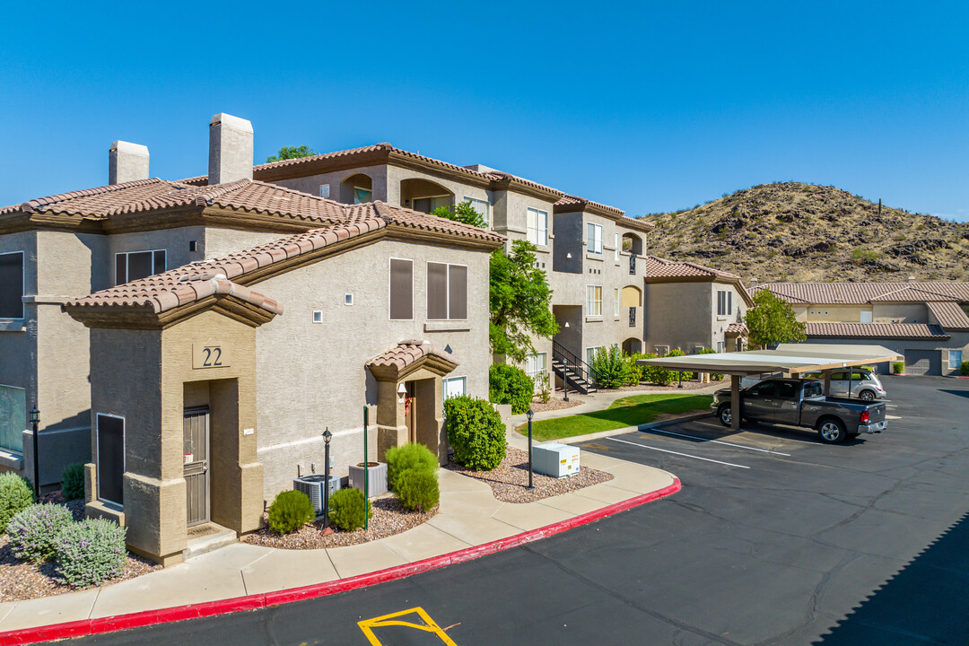 Mountain Canyon in Phoenix, AZ - Foto de edificio