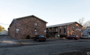 Lakewood Apartments in Charleston, SC - Building Photo - Building Photo