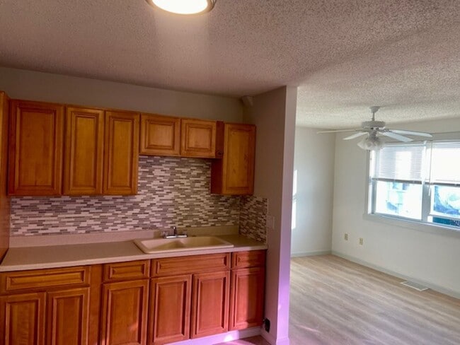 417 Admiral St in Providence, RI - Building Photo - Building Photo