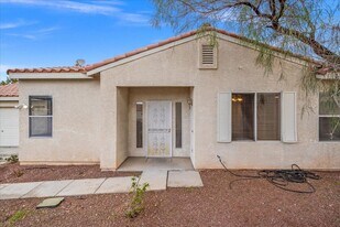 7904 Smokey Ridge Ct in Las Vegas, NV - Building Photo