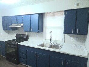 1191 Carroll St in Macon, GA - Foto de edificio - Building Photo