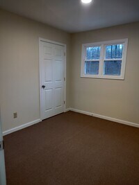 268 Lindsay Dr, Unit 3 photo'