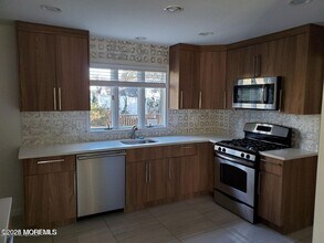 259 Garfield Ave in Ocean Township, NJ - Building Photo - Building Photo