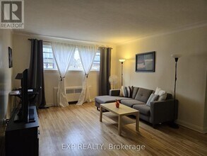 16 Bullman St in Ottawa, ON - Building Photo - Building Photo