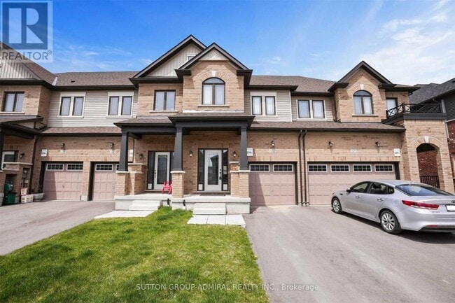 property at 123 Arnold Cres
