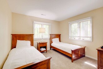 540 Kerry Lake Dr in Newport News, VA - Building Photo - Building Photo