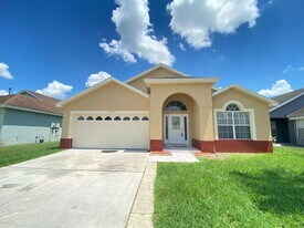 3310 Crystal Creek Blvd in Orlando, FL - Building Photo