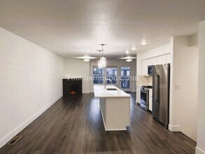 16764 Chula Vista Ave in Sandy, OR - Building Photo - Building Photo