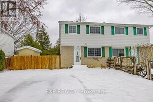 196 Old Colony Rd in Ottawa, ON - Building Photo