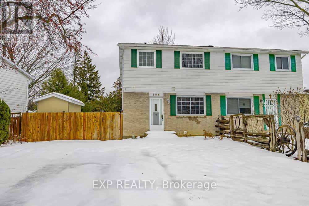 196 Old Colony Rd in Ottawa, ON - Building Photo