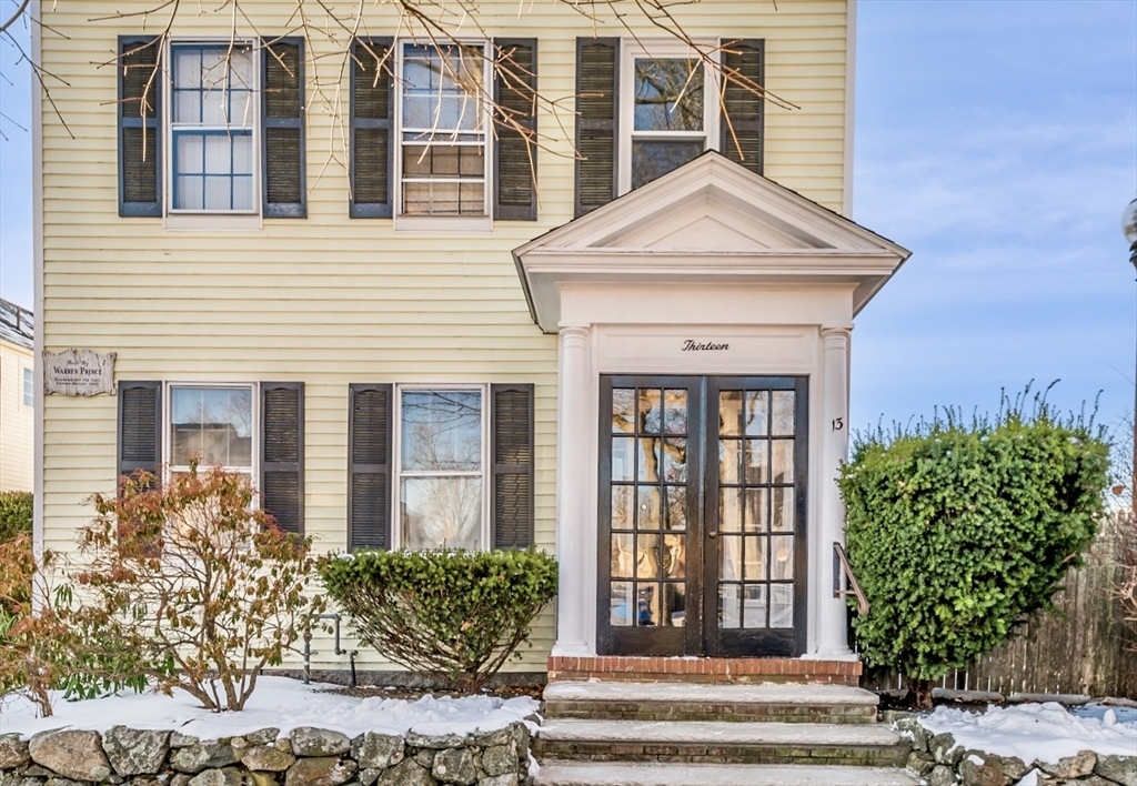 13 Washington St-Unit -3 in Beverly, MA - Foto de edificio
