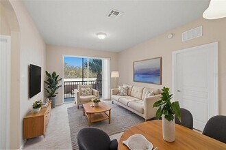 8252 Civita Dr, Unit 201 in Davenport, FL - Building Photo - Building Photo