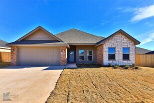 7523 Security Ln in Abilene, TX - Building Photo