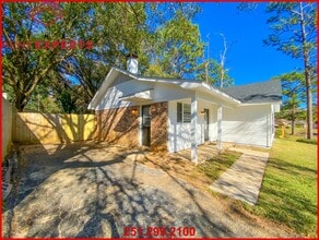 1075 Seven Hills Curve S in Mobile, AL - Building Photo - Building Photo