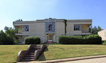 1000-1002 NW 37th St in Oklahoma City, OK - Foto de edificio - Building Photo