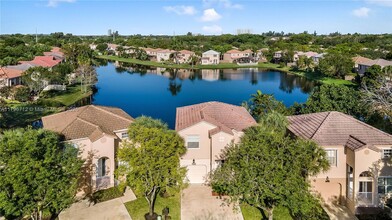 1269 NW 106th Ter in Plantation, FL - Building Photo - Building Photo