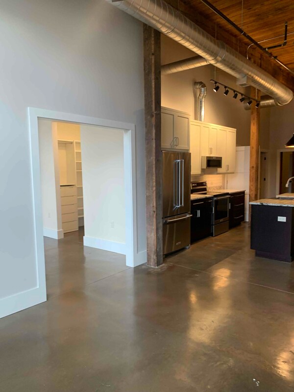 177 Baileys Branch Rd in Marshall, NC - Building Photo - Building Photo