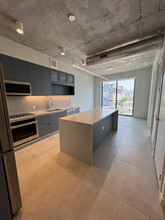 73 NW 32nd St, Unit A3 in Miami, FL - Building Photo - Building Photo