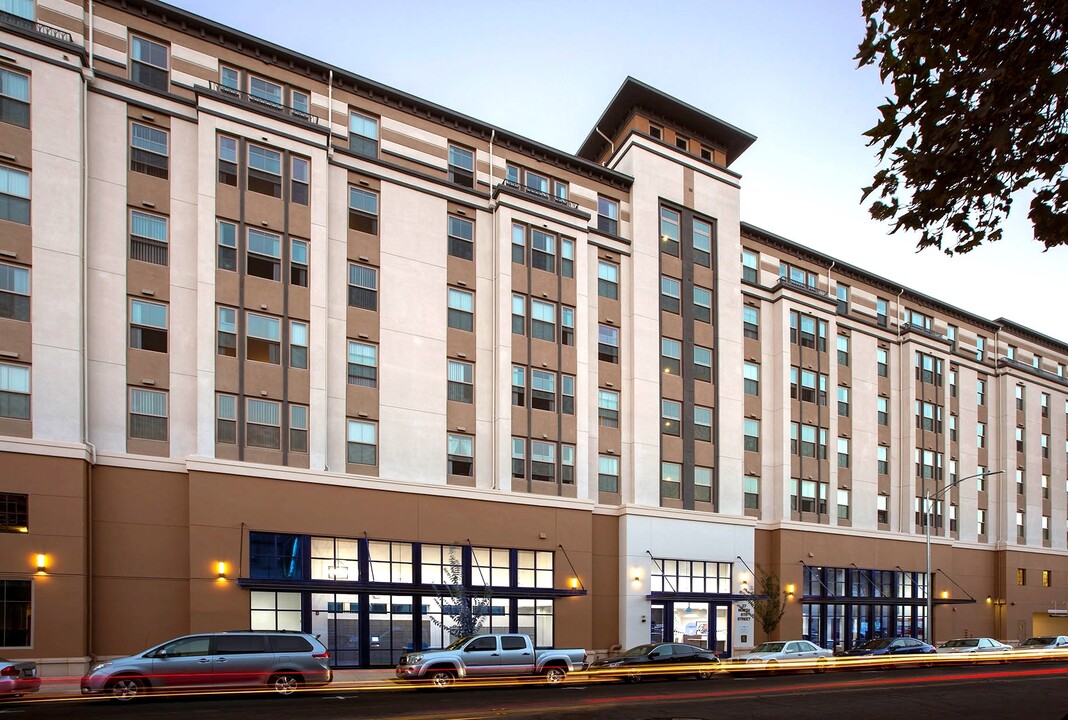 27 North - Student Housing Apartments in San Jose, CA - Building Photo