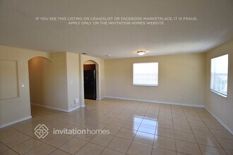 823 NW 7th St in Hallandale Beach, FL - Foto de edificio - Building Photo