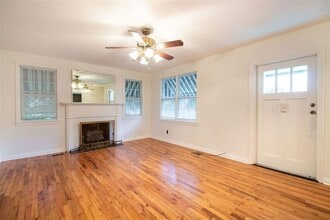 710 Glenview Dr in Tallahassee, FL - Foto de edificio - Building Photo