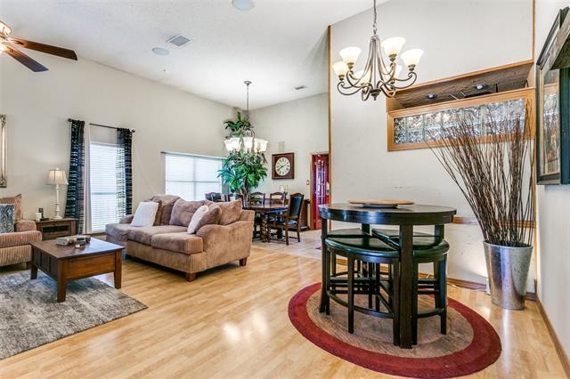 319 Ashley Dr in Coppell, TX - Building Photo - Building Photo