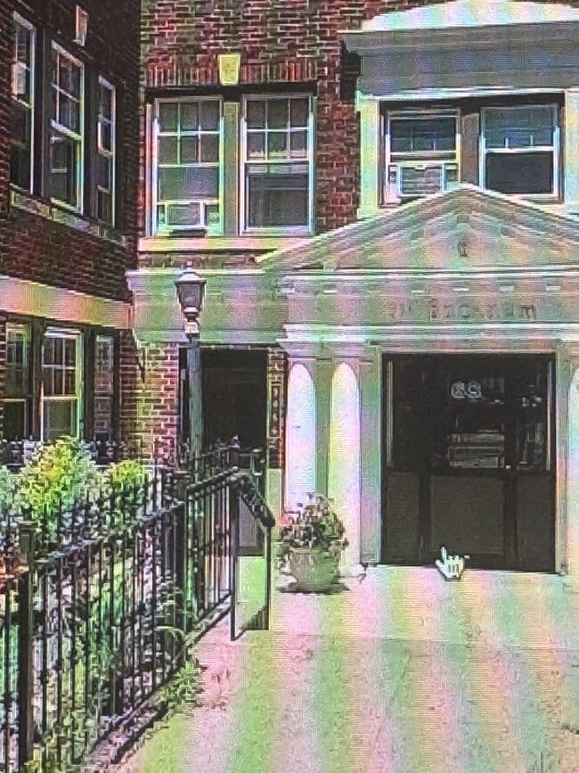 property at 68 Linden St