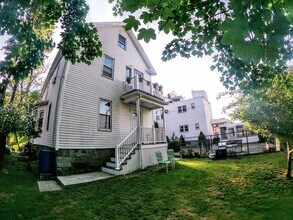 176 Poplar St in Boston, MA - Building Photo - Building Photo