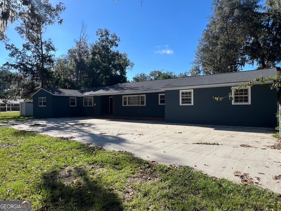 20 Gregory St in Folkston, GA - Building Photo