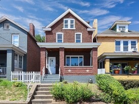 359 W 13th Ave in Homestead, PA - Building Photo