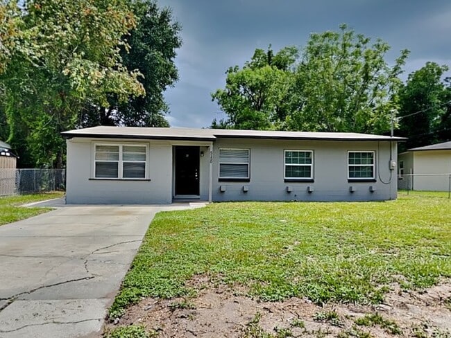 property at 5150 Corsair Ave