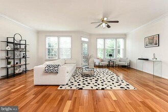 829 Valemount Terrace NE in Leesburg, VA - Building Photo - Building Photo
