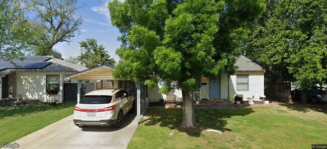 property at 261 W Terrace Dr