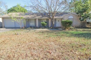 10906 Lands Run St in San Antonio, TX - Building Photo