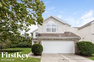 2711 Wortham Way in Indianapolis, IN - Building Photo