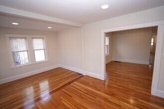 59 Walnut St, Unit 59 Walnut in Watertown, MA - Building Photo - Building Photo