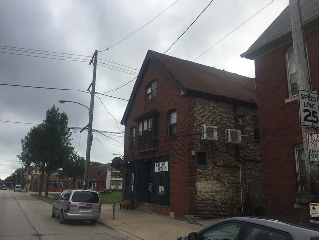 property at 815 E Locust St