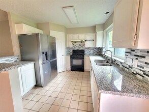 3610 Bartons Ln in Sugar Land, TX - Building Photo - Building Photo