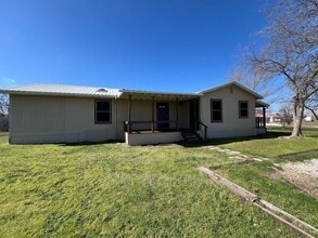 193 Private Rd 4652 in Rhome, TX - Building Photo - Building Photo