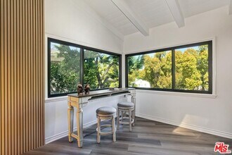 3141 Lake Hollywood Dr in Los Angeles, CA - Building Photo - Building Photo