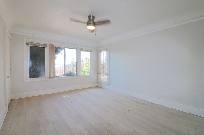 property at 861-861 Euclid Ave