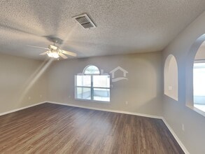 813 Grand Regal Pt in Winter Garden, FL - Building Photo - Building Photo