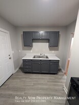 1434 W 112th St in Cleveland, OH - Building Photo