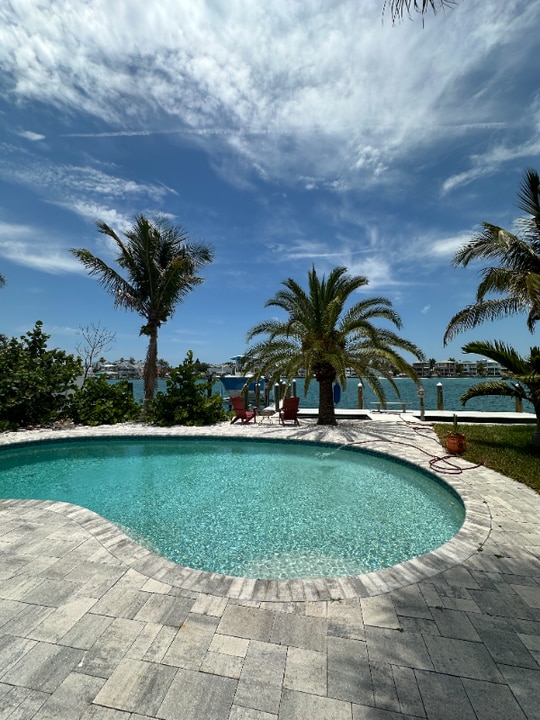 8920 Gulf Blvd in St Pete Beach, FL - Building Photo