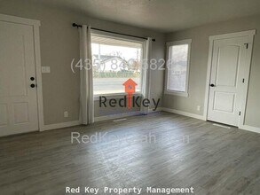 149 W Gordon Ave in Layton, UT - Building Photo - Building Photo