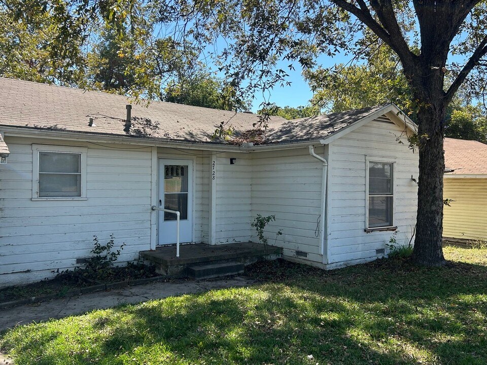 2728 Speight Ave in Waco, TX - Building Photo